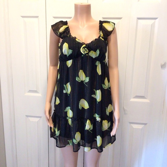Mimi Chica Black Lemon Print Flutter Sleeve Babydoll Mini Dress Size Medium - Picture 1 of 6